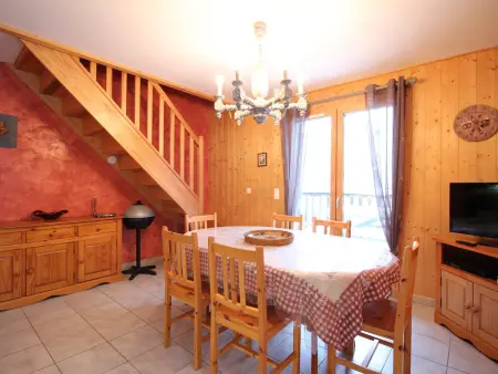 Chalet mitoyen avec terrasse, 2 chambres, parking privé - Photo 2