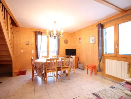 Chalet mitoyen avec terrasse, 2 chambres, parking privé - Photo 3