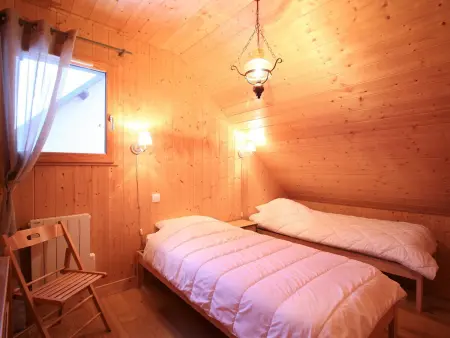 Chalet mitoyen avec terrasse, 2 chambres, parking privé - Photo 8