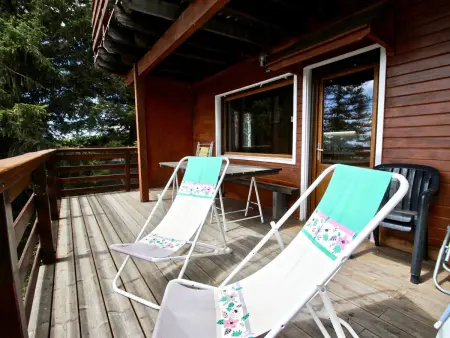 Étage de chalet avec terrasse sud, proche des pistes, Wi-Fi et animaux admis - Photo 1
