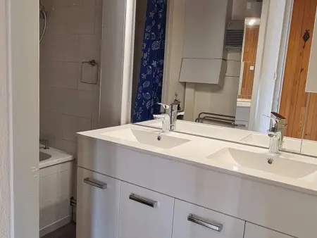 Étage de chalet avec terrasse sud, proche des pistes, Wi-Fi et animaux admis - Photo 11