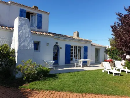 Maison spacieuse 6 couchages, proche plage à La Guérinière, jardin clos, terrasse, calme - Photo 1