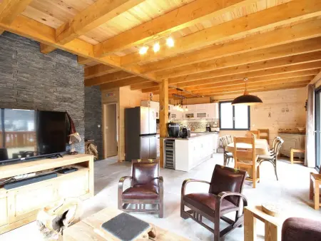 Splendide chalet 5 chambres avec terrasse, garage et wifi au Mont-Dore - Photo 1