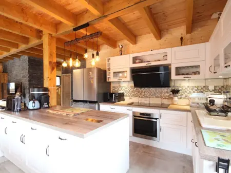 Splendide chalet 5 chambres avec terrasse, garage et wifi au Mont-Dore - Photo 3