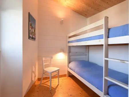Maison de Charme avec Cour, 2 Chambres, Cuisine Équipée, Proche Village St Clément des Baleines - Photo 9