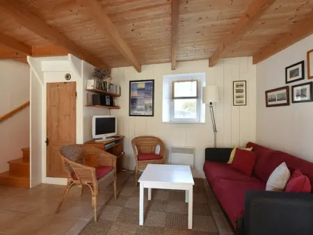 Maison de Charme avec Cour, 2 Chambres, Cuisine Équipée, Proche Village St Clément des Baleines - Photo 21