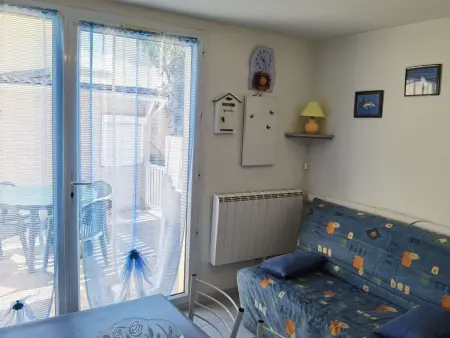 Maison 3 pièces, 5 couchages avec terrasse et piscine, parking privé, à Marseillan - Photo 7