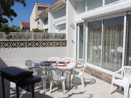 Maison familiale rénovée, à 100m de la plage, terrasse, garage, wifi, au centre de Port-la-Nouvelle - Photo 1