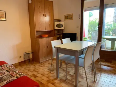 Joli T2 Rez-de-Jardin Avec Piscine et Parking, Maison 4 personnes à Cap d'Agde - Photo 3