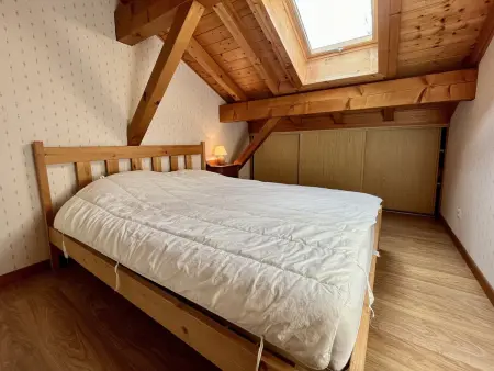 Chalet Savoyard avec Poêle à Bois et Vue sur Grand Massif - Photo 7