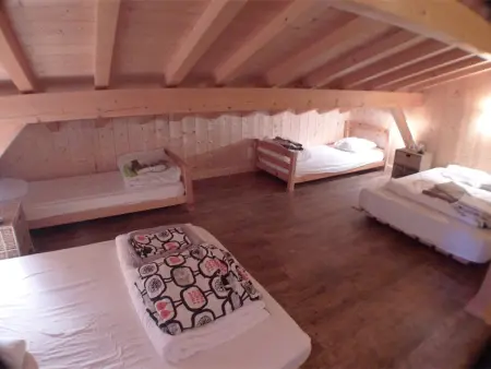 Chalet atypique à Samoëns - 10 pers, parking, WIFI - Photo 5