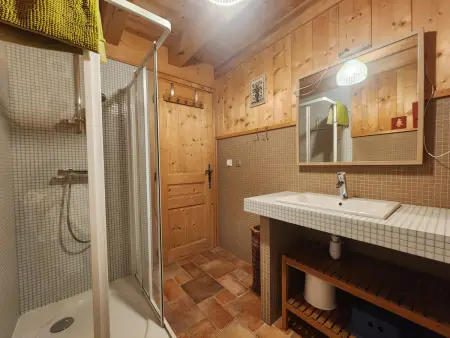 Chalet atypique à Samoëns - 10 pers, parking, WIFI - Photo 11