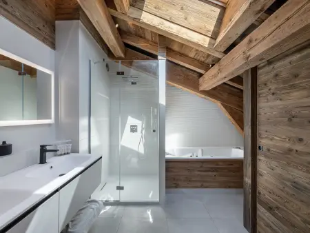 Chalet Luxe 12 Pers. Face aux Pistes avec Skiroom, Garage, Salle de Sport et Services Inclus - Photo 8