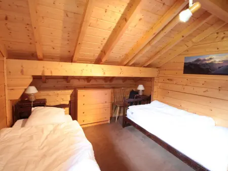 Chalet 3 chambres calme, poêle à bois, proche piste et village, 6/8 pers, garage et parking - Photo 6