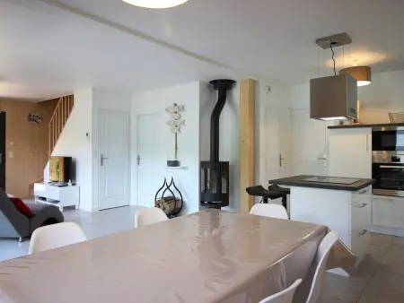 Chalet moderne 92m², Wi-Fi, proche Mont-Dore, Chalet 10 personnes à Mont Dore - Photo 1