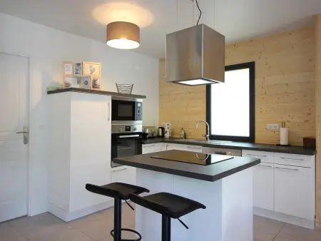 Chalet moderne 92m², Wi-Fi, proche Mont-Dore, Chalet 10 personnes à Mont Dore - Photo 3