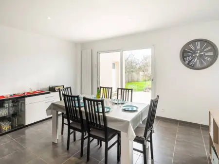 Maison familiale avec jardin clos, 4 pièces, 6 pers, proche plage et commerces, Wifi, parking inclus. - Photo 4