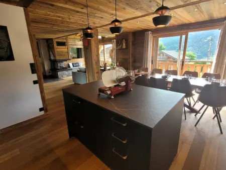 Chalet de luxe aux Gets avec jacuzzi et animaux admis, proche pistes - Photo 11
