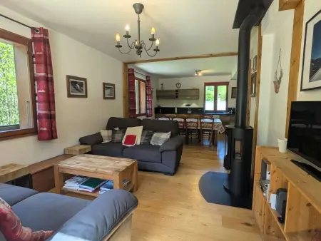 Chalet 3* à Arêches, 100m², 8 pers, 4 ch, Pied des Pistes, Cheminée, Terrasse, Wifi - Photo 4