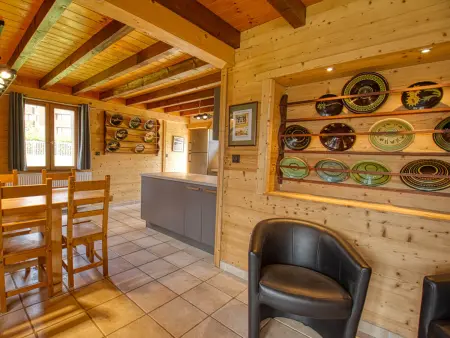 Chalet au pied des pistes, sauna et terrasse, pour 12 pers. - Photo 5