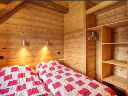 Chalet au pied des pistes, sauna et terrasse, pour 12 pers. - Photo 8