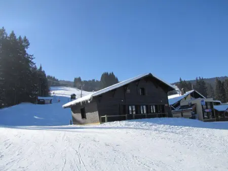 Chalet au pied des pistes, sauna et terrasse, pour 12 pers. - Photo 16