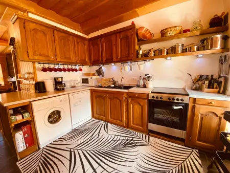 Chalet Savoyard À Samoëns Avec Cheminée Et WiFi - Photo 3