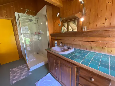 Chalet Savoyard À Samoëns Avec Cheminée Et WiFi - Photo 9