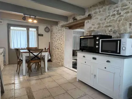 Maison de village charismatique à Saint-Georges-d'Oléron, 4 couchages, wifi gratuit - Photo 3