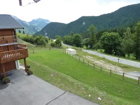 Chalet 3 étoiles avec grande terrasse dans un cadre verdoyant - Photo 11