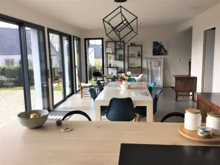 Maison spacieuse 5 pièces, 10 pers, jardin, 300m de la mer, équipements modernes, calme assuré. - Photo 7