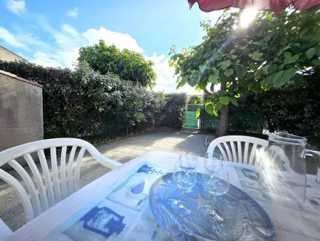 Maison 2 pièces à 200m de la mer avec piscine chauffée - Photo 15