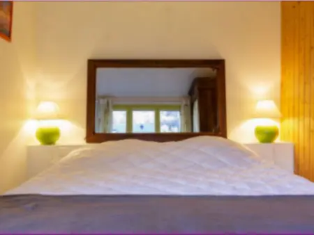 Maison au centre du village, cour privative, au calme, Wi-Fi, cheminée, idéale pour familles. - Photo 2
