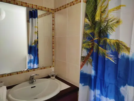 Maison avec piscine chauffée, à 500m de la plage et proche forêt - Terrasse, vélos inclus - Photo 9