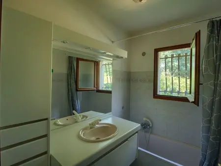 Villa 3 chambres à 200m de la plage avec jardin, terrasse et parking sécurisé - Photo 6