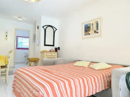 Maison en Duplex au Lavandou avec Piscine, Terrasse et Parking Privé - 3 Pièces, 6 Couchages - Photo 5