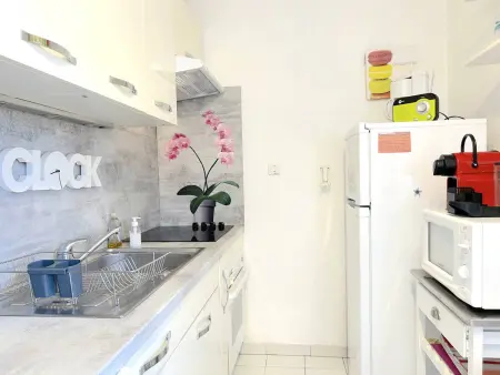 Maison en Duplex au Lavandou avec Piscine, Terrasse et Parking Privé - 3 Pièces, 6 Couchages - Photo 6