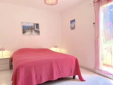 Maison en Duplex au Lavandou avec Piscine, Terrasse et Parking Privé - 3 Pièces, 6 Couchages - Photo 8