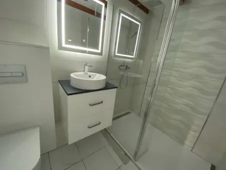 Villa T3 Mezzanine 6 pers. avec piscine, parking privé, proche plage et commerces - Photo 13