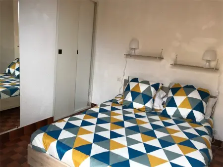 Villa 2 Pièces Climatisée avec Terrasse, Face à la Mer, Parking Privé, Proche Commerces et Plage - Photo 3