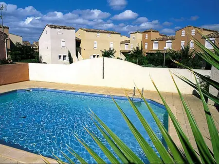 Villa Familiale 8 Pers. à 600m de la Plage avec Piscine et Terrasse Ensoleillée à Cap d'Agde - Photo 14