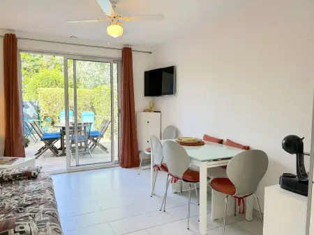 Maison avec piscine et parking, proche plage pour 6 personnes - Photo 2