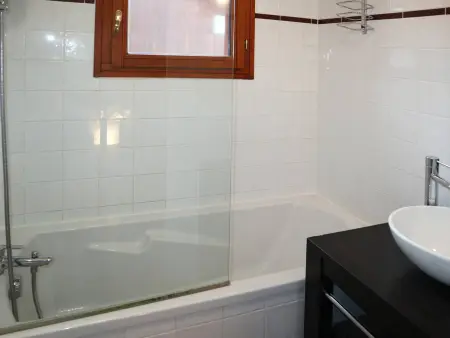 Superbe chalet mitoyen avec piscine, sauna, hammam, près des pistes, Les Orres 1800 - Photo 7