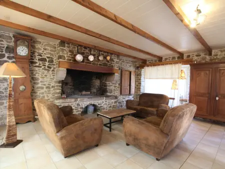 Maison À La Campagne Avec Cheminée, Jardin, Billard et Plus, Idéal Famille et Séjour Week-end - Photo 2