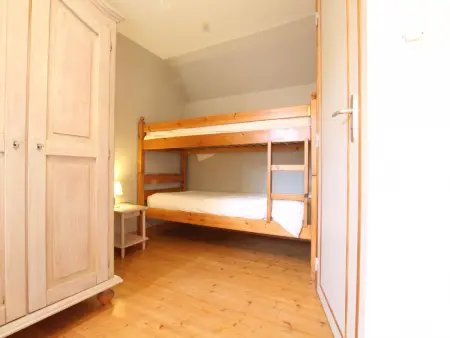 Maison Typique de Théville avec Cheminée et Cour Close - Photo 12