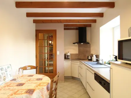 Maison charmante à La Hague avec jardin clos et cheminée - Photo 4