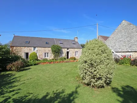 Maison charmante à La Hague avec jardin clos et cheminée - Photo 10