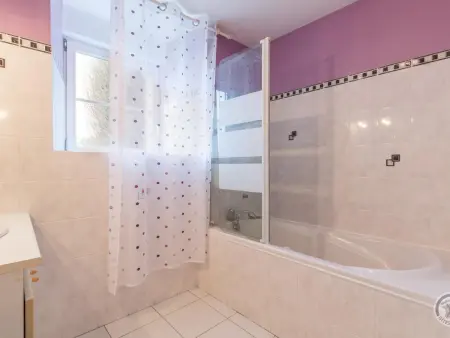 Maison Rénovée 3 Ch. avec Cheminée et Wifi, La Hague - Photo 3