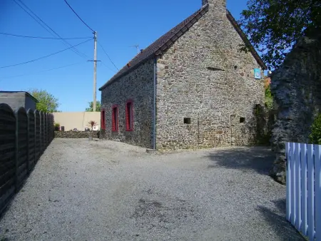 Charmante maison en pierre avec jardin clos dans le Cotentin - Photo 16