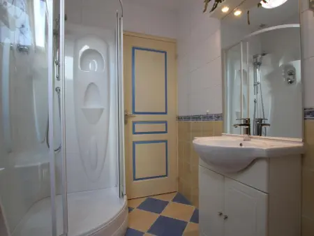Charmant Gîte avec Internet et Animaux Acceptés - Photo 9